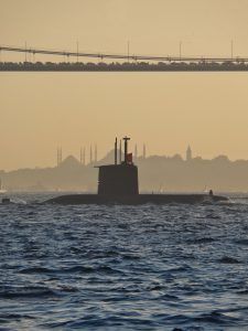How can importers ensure the legitimacy of their shipping partners
